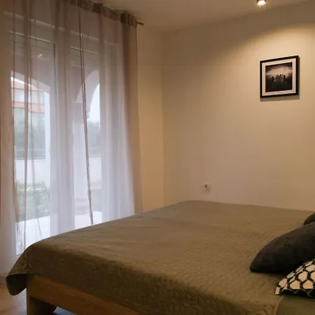 Haus Vukalovic By Interhome * Μεντουλίν